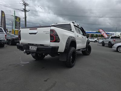 2018 Toyota Hilux - Thumbnail