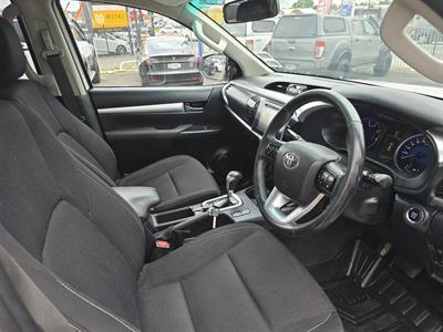 2018 Toyota Hilux - Thumbnail
