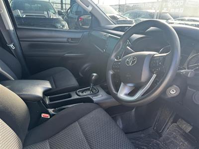 2021 Toyota Hilux - Thumbnail