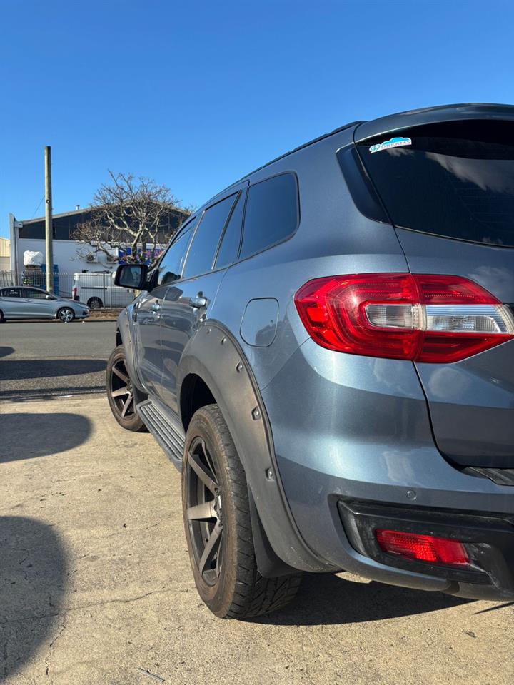 2016 Ford EVEREST