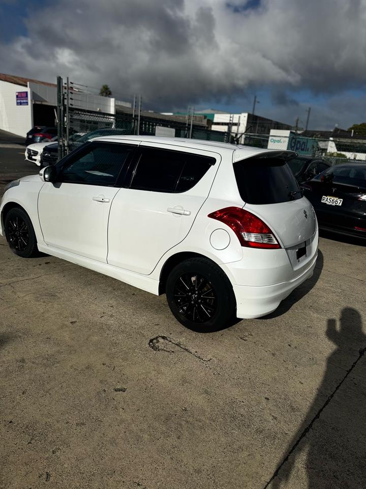 2013 Suzuki Swift