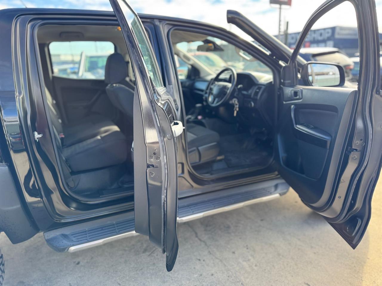 2021 Ford XLT DOUBLE CAB