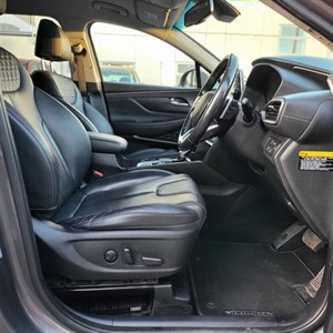 2019 Hyundai Santa Fe - Thumbnail