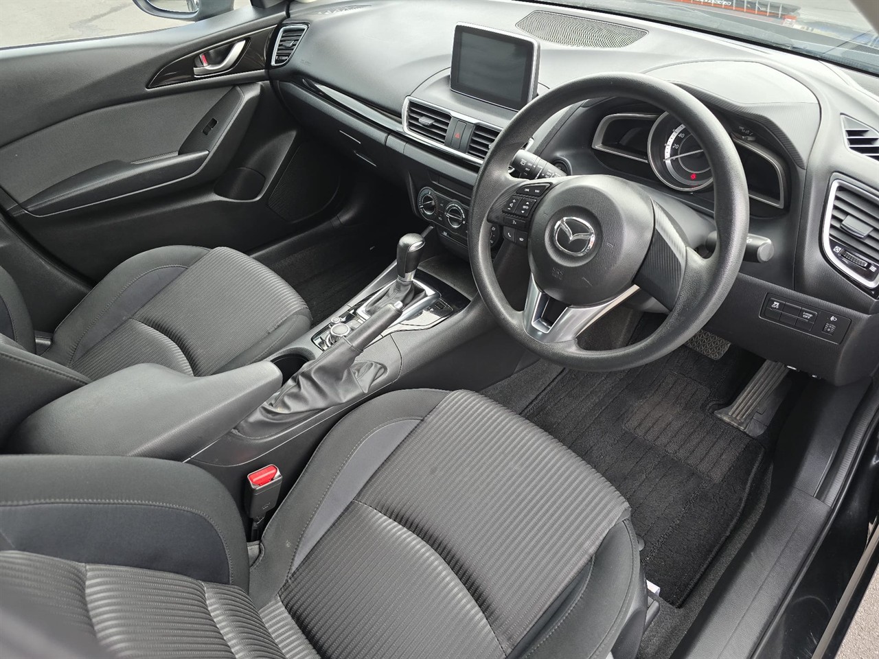 2014 Mazda Axela